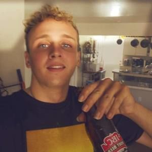 Meet your Posher, Christian